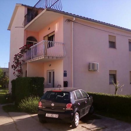 Apartmani Ledenko Каштела Экстерьер фото
